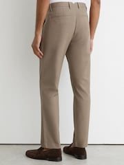 Orah Brovn - Reiss Dobi tkanina pamučne pikue Čino pantalone - Slika 5 od 6