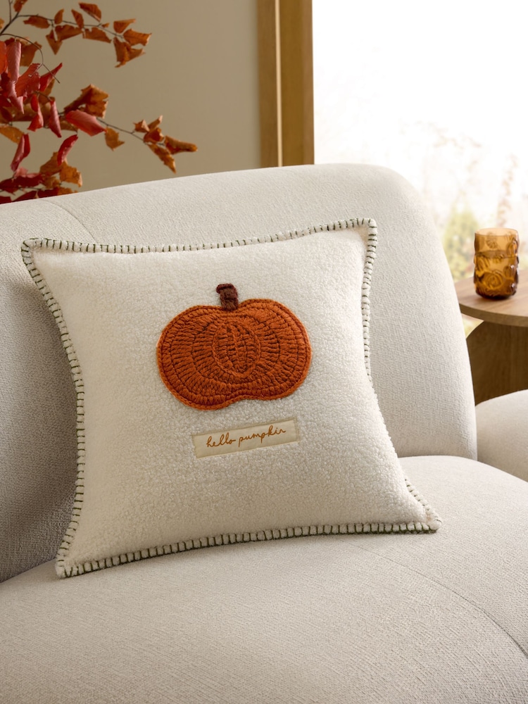 Crochet Pumpkin Slogan Cushion - 圖片 1/4