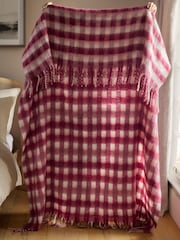 Red Gingham Cosy Check Throw - Image 3 of 5
