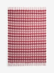 Red Gingham Cosy Check Throw - Image 5 of 5