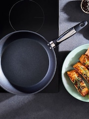 Morphy Richards Graphite Forged Aluminium Ceramica Frying Pan - Image 3 of 5