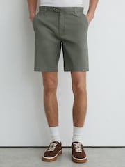Reiss Sage Green Wicket Modern Fit Cotton Blend Chino Shorts - Image 3 of 6