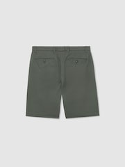 Reiss Sage Green Wicket Modern Fit Cotton Blend Chino Shorts - Image 5 of 6