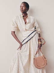 Michael Kors Luggage Josie Medium Saddle Flap Messenger Bag - Image 12 of 13