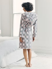 Chelsea Peers Cream Fleece Check Hooded Dressing Gown - Image 4 of 5