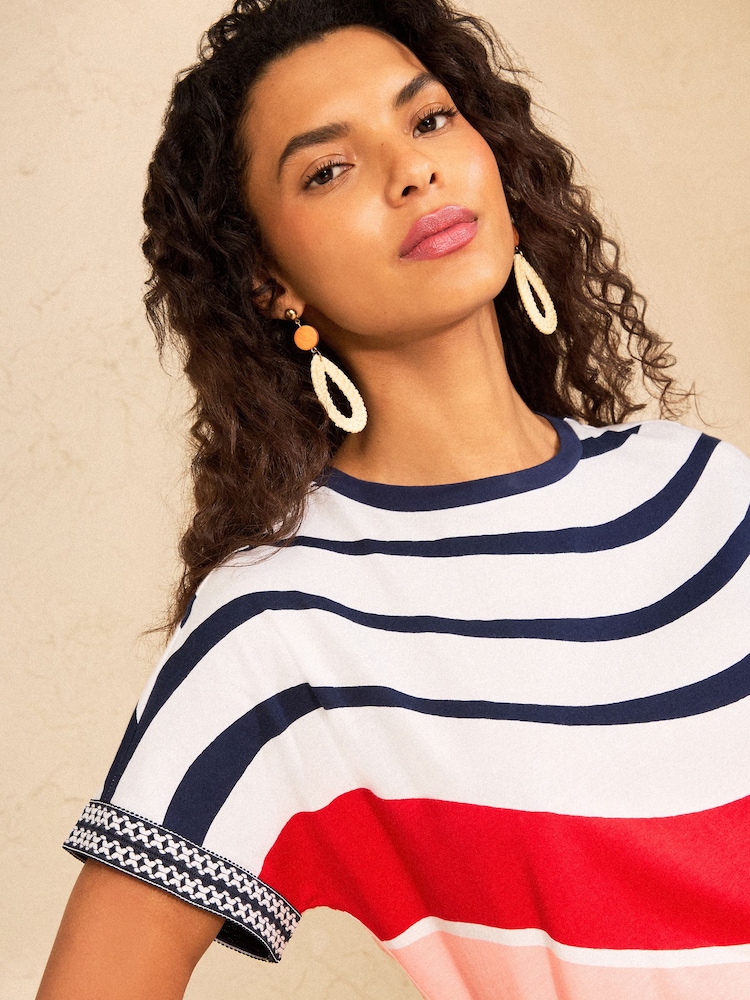 Love & Roses Ivory Multi Wavy Stripe Petite Crew Neck T-Shirt - Image 2 of 4