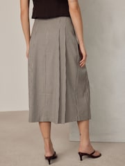 Neutral Dogtooth Midi Kilt - Image 4 of 5