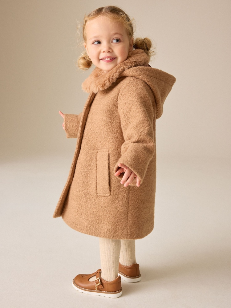 Kamelyo Kayumanggi - Faux Fur Collar Hooded Coat (3mths-7yrs) - Larawan 2 ng 5 Kamelyo Kayumanggi - Faux Fur Collar Hooded Coat (3mths-7yrs) - Larawan 2 ng 5