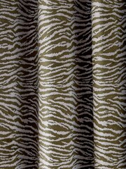 Green/Silver Collection Luxe Heavyweight Cut Velvet Tiger Eyelet Lined Curtains - Image 5 of 5