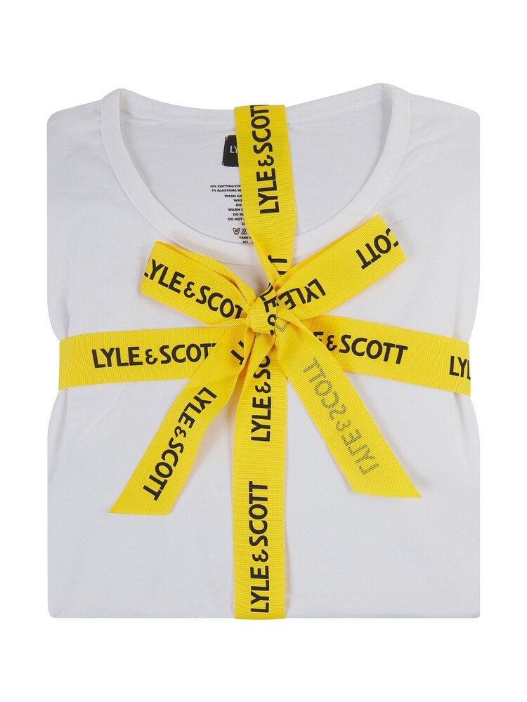 Lyle & Scott Black Lancer Loungewear Set - Image 6 of 6