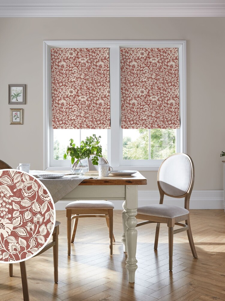 Laura Ashley Red Oastbrook Flowers Made to Measure Roman Blinds - Image 1 of 6