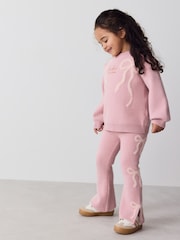 Baker by Ted Baker 2 Pieces-delni komplet pletenega puloverja s pentljo in lahkih hlač za prosti čas - Slika 1 iz 12