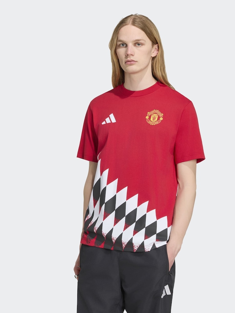adidas Red Manchester United Stadium Graphic T-Shirt - Image 1 of 6 adidas Red Manchester United Stadium Graphic T-Shirt - Image 1 of 6