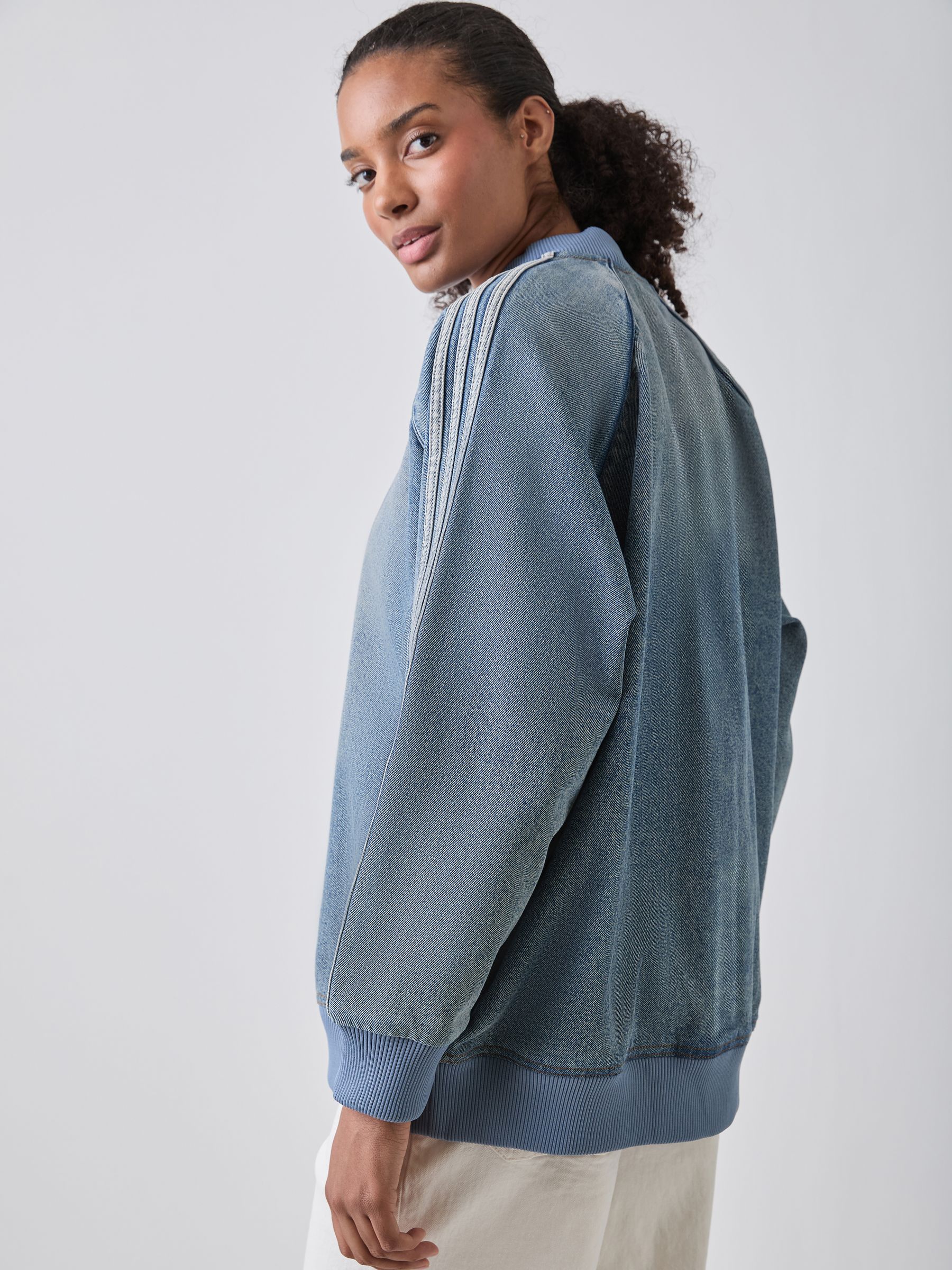 Comprar adidas Originals Superstar Track Oversized full-zip track