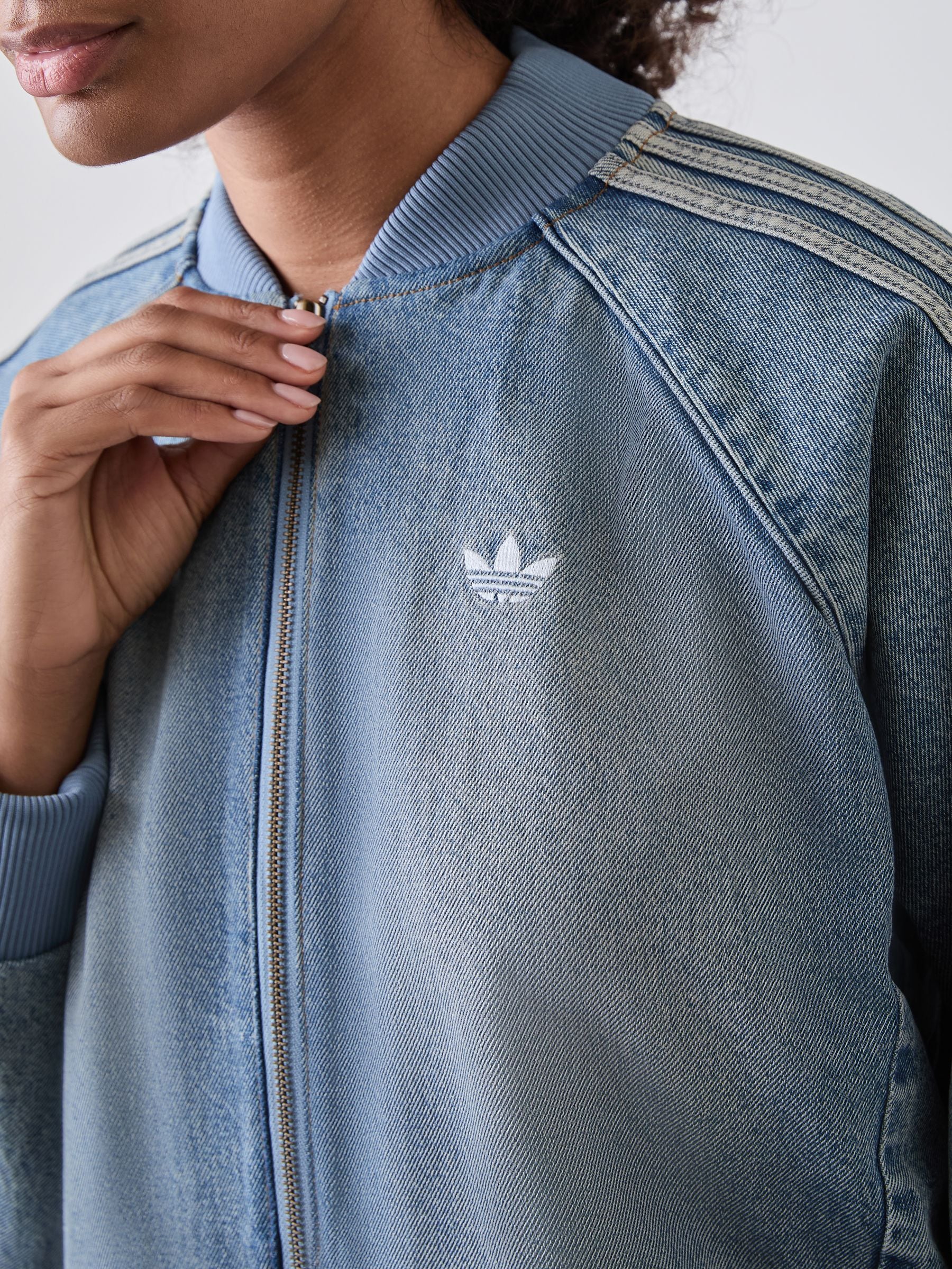 Comprar adidas Originals Superstar Track Oversized full-zip track