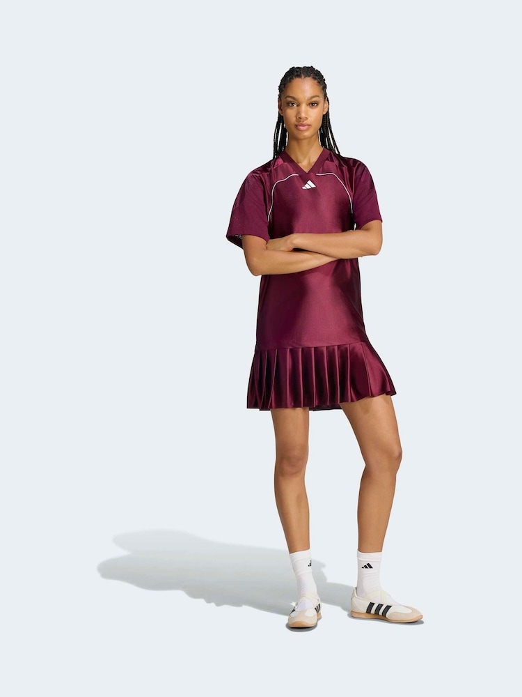 adidas Stadium Pleat T-Shirt Dress - תמונה 1 מתוך 6 adidas Stadium Pleat T-Shirt Dress - תמונה 1 מתוך 6