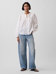 Hvit - Gap-topp med blondekant og pintuck-motiv - Bilde 3 av 4