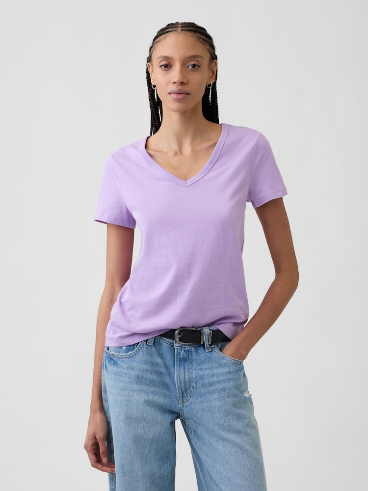 Lila - Gap Favourite T-Shirt mit V-Ausschnitt - Bild 1 von 5