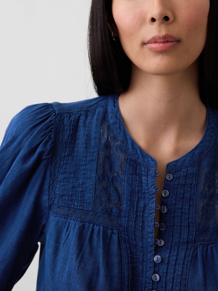 Blå - Gap-topp med blondekant og pintuck-motiv - Bilde 4 av 4