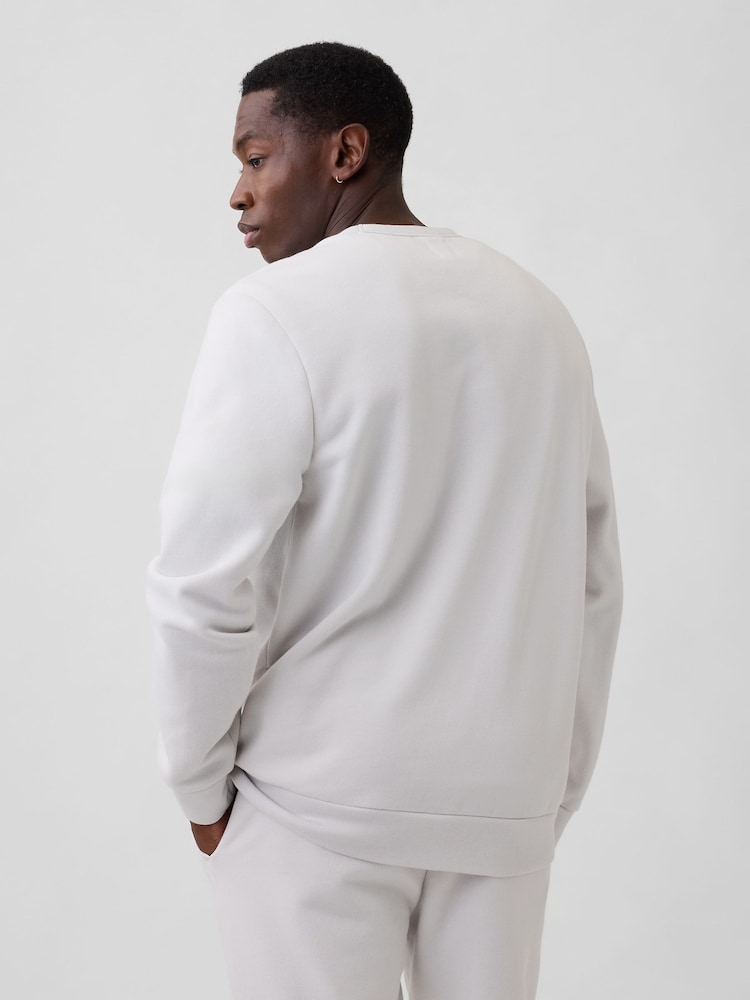 Gap White Relaxed Graphic Sweatshirt - Image 2 of 4 Gap White Relaxed Graphic Sweatshirt - Image 2 of 4