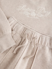 دقيق الشوفان - طقم سويت شيرت و بنطلون رياضي من Superdry - صورة 9 من 12