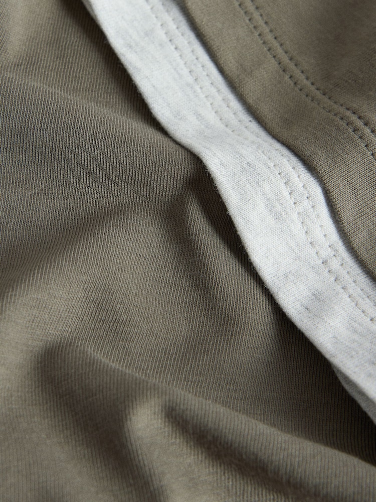 The Set 3 Pack Mock Layer Oversized Short Sleeve T-Shirt Green/Grey/White - Image 6 of 6