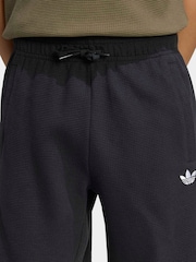 adidas Originals Black Waffle Shorts - Image 4 of 7