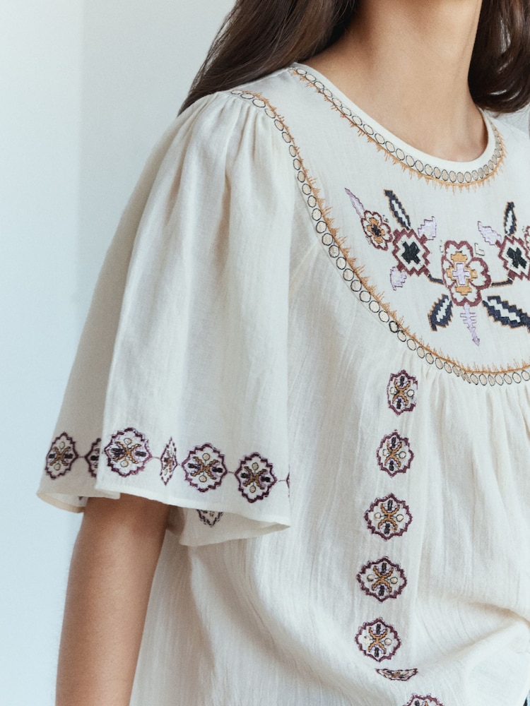 BHOEM Cream BOHO EMBROIDERY SHORT CAPE SLEEVE TOP - Image 2 of 5
