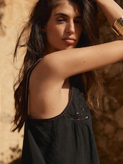 BRODERIE PINTUCKS DETAIL STRAPPY TOP - Bild 5 von 5