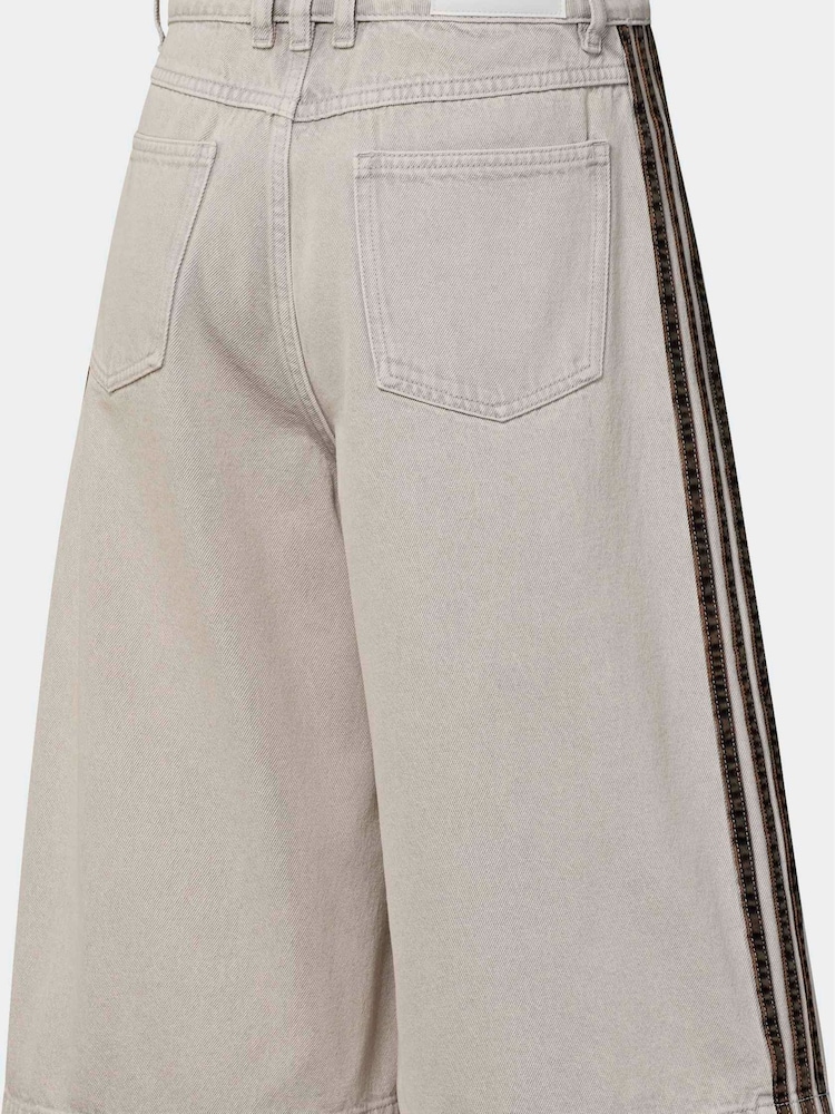 adidas Originals Grey Denim Mid Rise Denim Shorts - Image 7 of 7