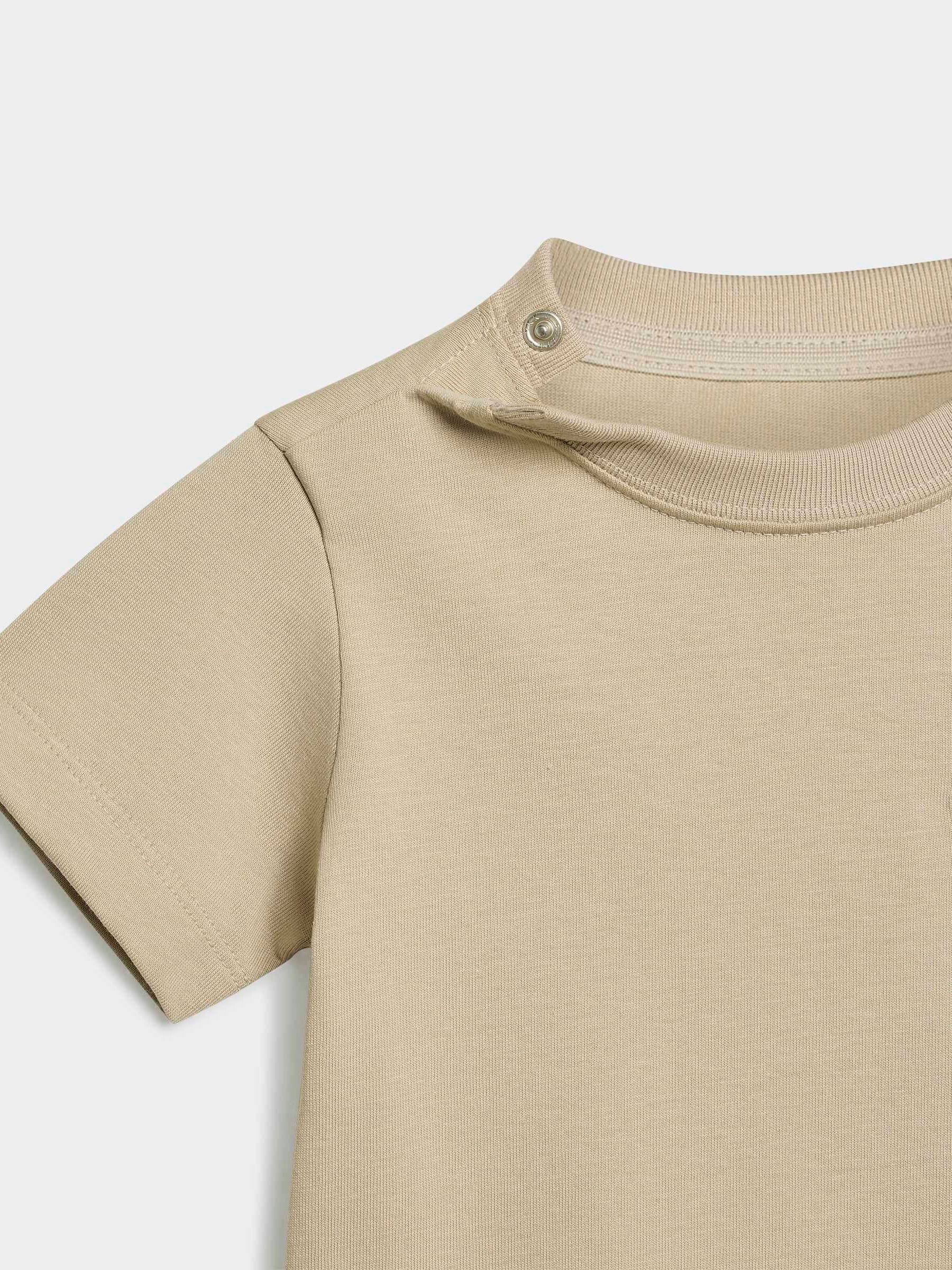 Next：日本 adidas Originals Tシャツ＆ショートパンツセット from