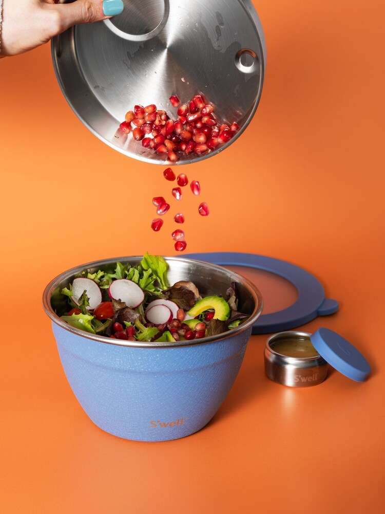 S’well Desert Sky Blue Salad Bowl Kit - Image 2 of 6 S’well Desert Sky Blue Salad Bowl Kit - Image 2 of 6
