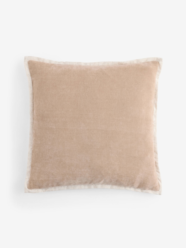 Loxley Cushion - Imagem 4 de 4 Loxley Cushion - Imagem 4 de 4