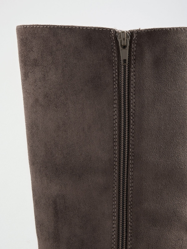 Grau - Lipsy Faux Suede Mid Block Heel Smart Knee High Long Boots - Bild 7 von 7