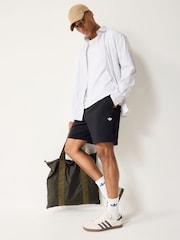 Черный - Шорты Adidas Original Essentials - Изображение 2 4