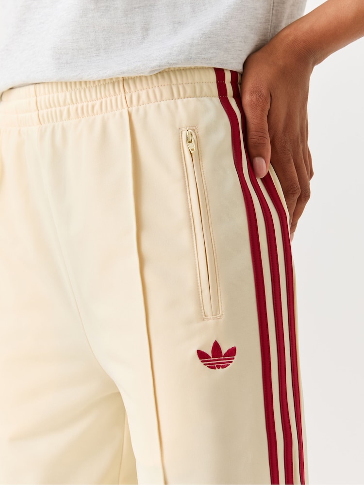 Blanquecino - Pantalones holgados Firebird de Adidas Original - Imagen 4 de 4