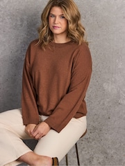 Live Unlimited Chestnut Round Neck Knitted Jumper - Bilde 1 av 6