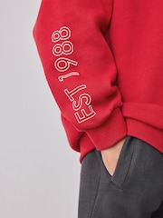 طقم من بنطلون رياضي وسويت شيرت بقصّة واسعة مُزيَّن بطبعة جرافيك من Baker By Ted Baker - Image 6 of 14