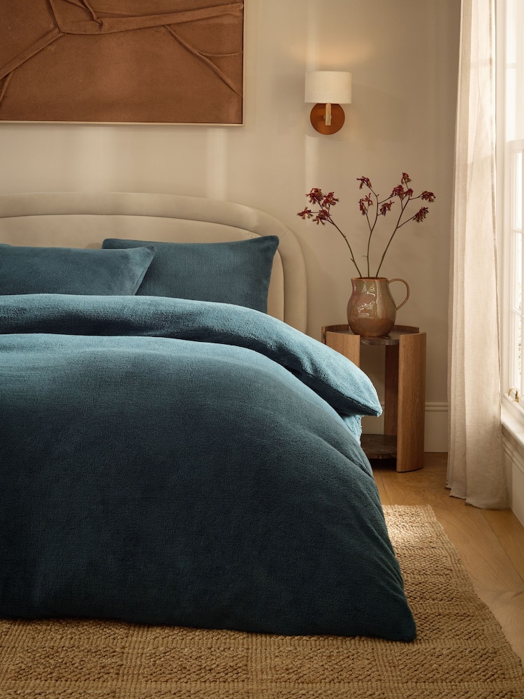 Dark Green Teddy Fleece Bed Set - Image 2 of 5 Dark Green Teddy Fleece Bed Set - Image 2 of 5