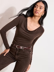 Friends Like These Cowl-neck topp - Bilde 4 av 5