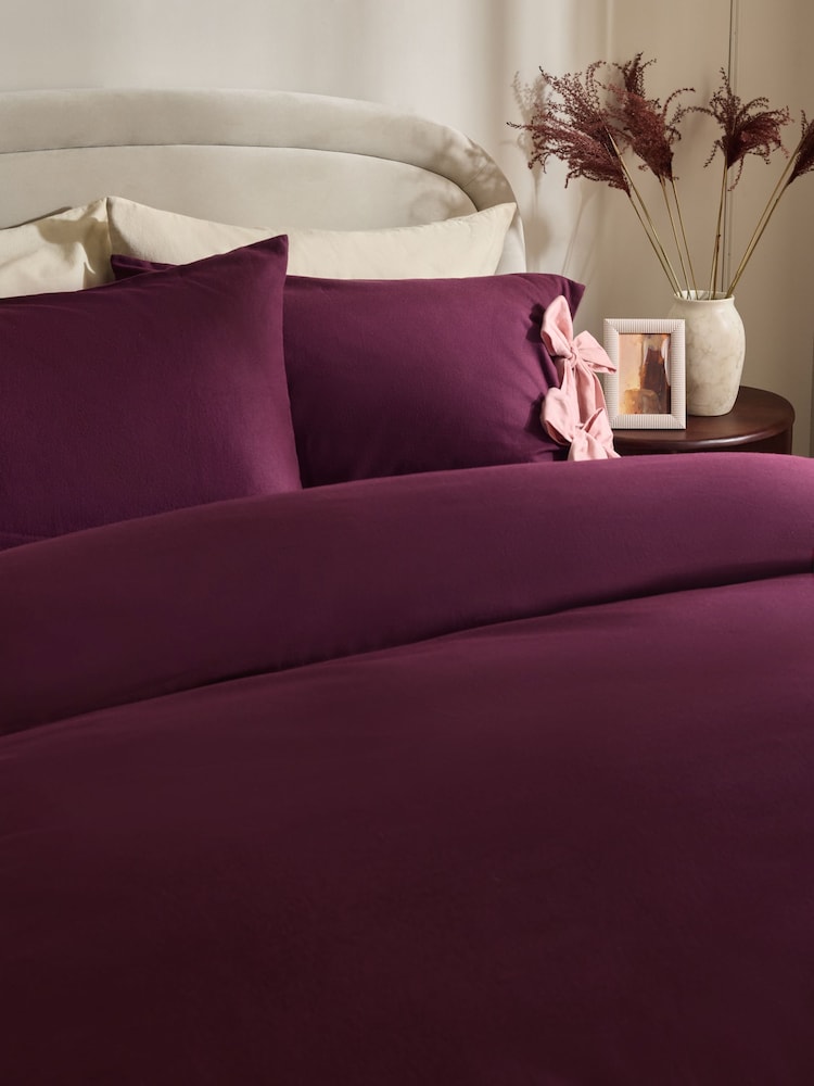 Burgundy Supersoft Brushed Cotton Bow Tie Edge Bed Set - Image 2 of 4 Burgundy Supersoft Brushed Cotton Bow Tie Edge Bed Set - Image 2 of 4