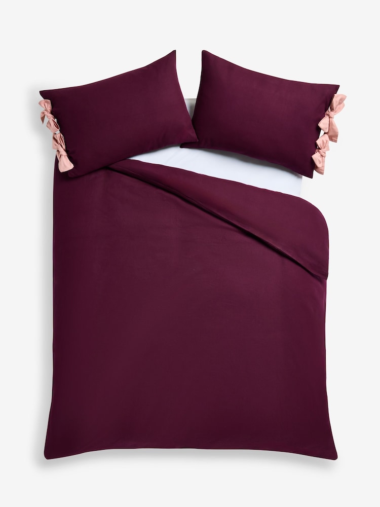 Burgundy Supersoft Brushed Cotton Bow Tie Edge Bed Set - Image 4 of 4 Burgundy Supersoft Brushed Cotton Bow Tie Edge Bed Set - Image 4 of 4