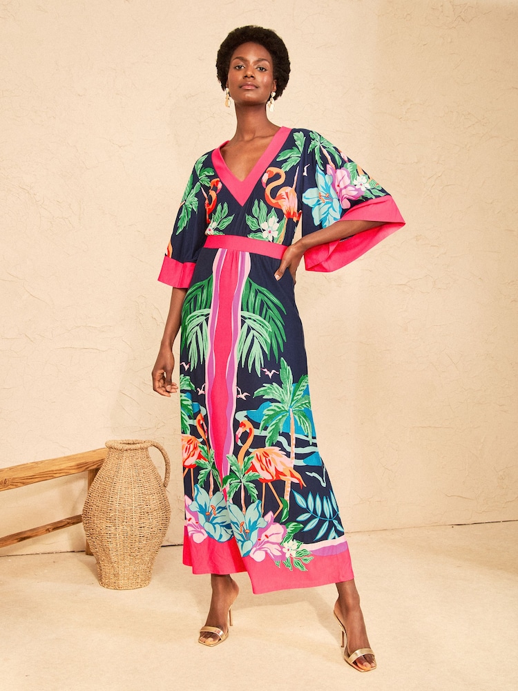 Love & Roses Flamingo Placement Print Petite V-Neck Batwing Jersey Maxi Dress - Image 5 of 5