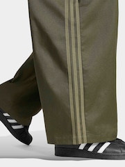 adidas Originals Green Joggers - Image 5 of 6