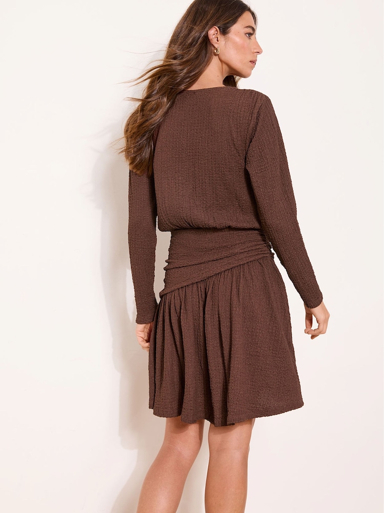 Lipsy Chocolate Brown Ruched Jersey Mini Dress - Image 4 of 4