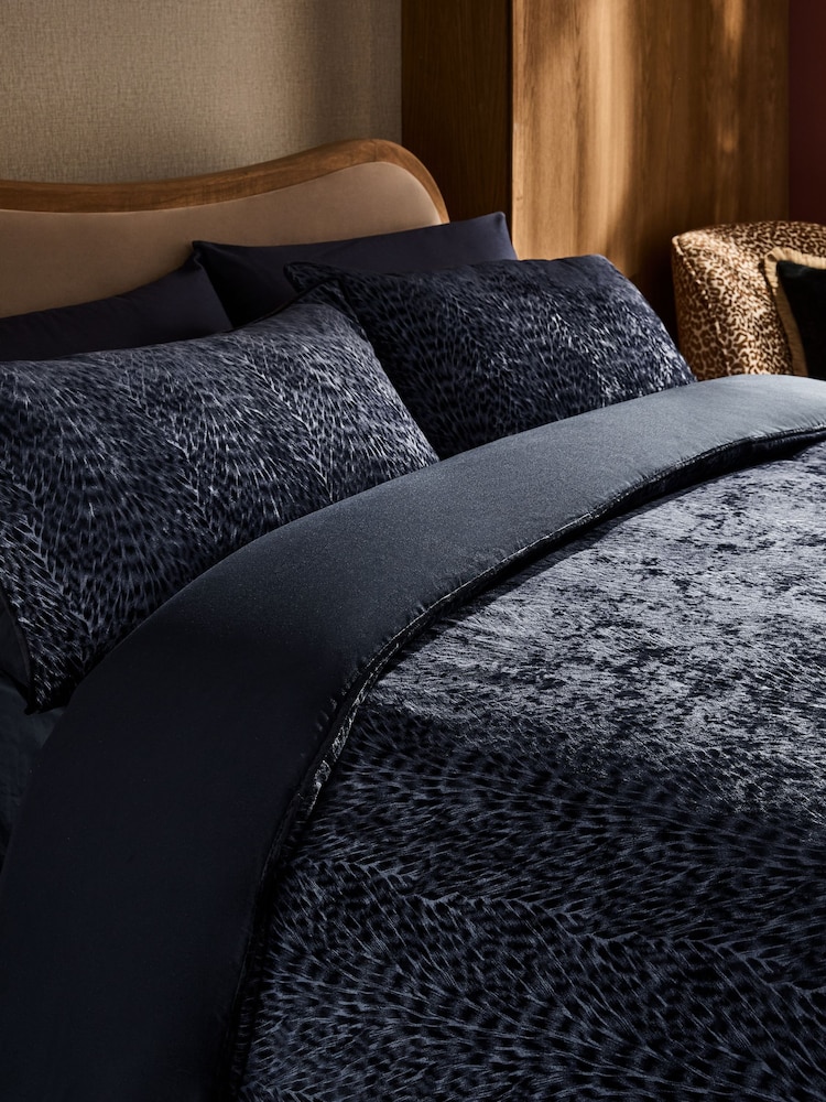 Juego de Ropa de cama con textura de terciopelo de leopardo, Funda de edredón y funda de almohada. - Imagen 1 de 5 Juego de Ropa de cama con textura de terciopelo de leopardo, Funda de edredón y funda de almohada. - Imagen 1 de 5