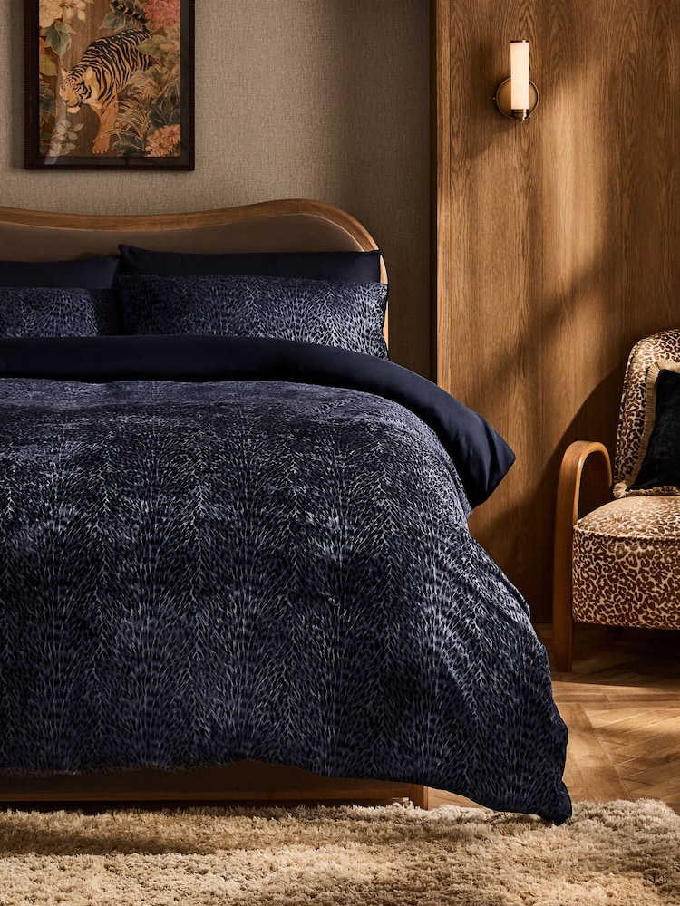 Juego de Ropa de cama con textura de terciopelo de leopardo, Funda de edredón y funda de almohada. - Imagen 2 de 5 Juego de Ropa de cama con textura de terciopelo de leopardo, Funda de edredón y funda de almohada. - Imagen 2 de 5