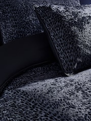 Juego de Ropa de cama con textura de terciopelo de leopardo, Funda de edredón y funda de almohada. - Imagen 4 de 5