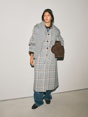 Kariert, Neutral - Belted Midi Trench Coat - Bild 2 von 10