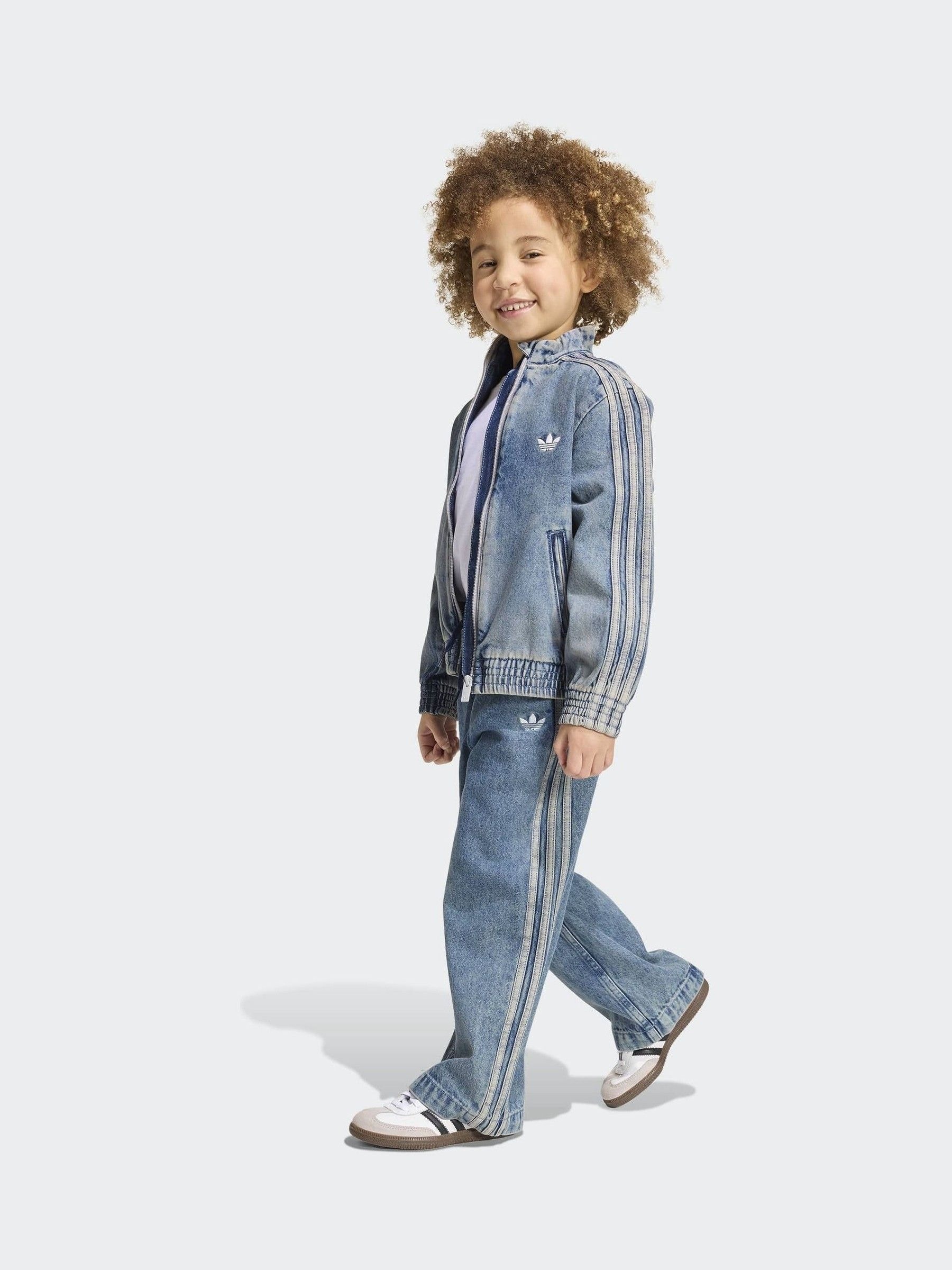 Comprar Calça jeans adidas Originals Firebird from Next Brazil
